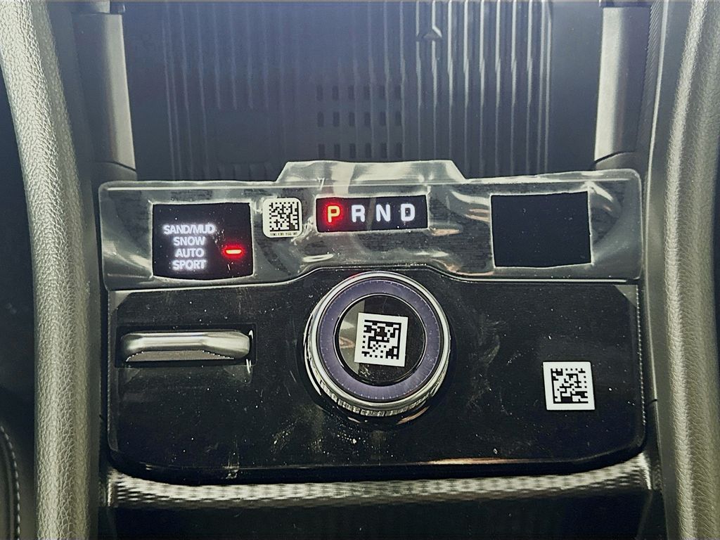 JeepGrand Cherokee12