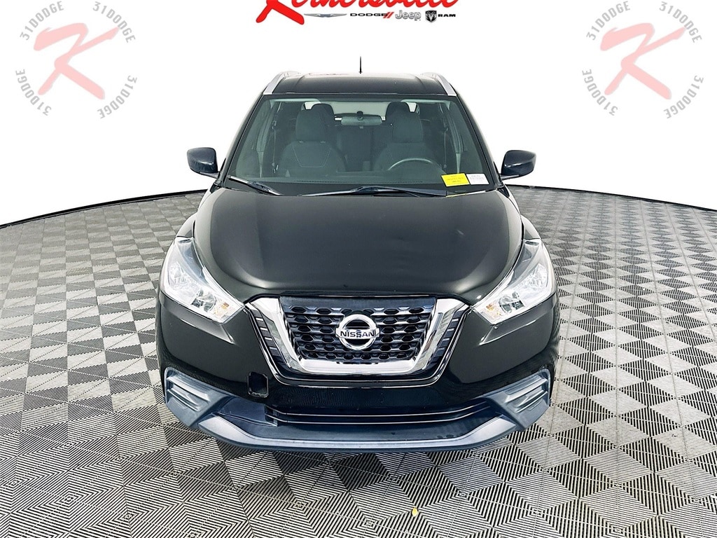 Used 2019 Nissan Kicks S with VIN 3N1CP5CU4KL481366 for sale in Kernersville, NC