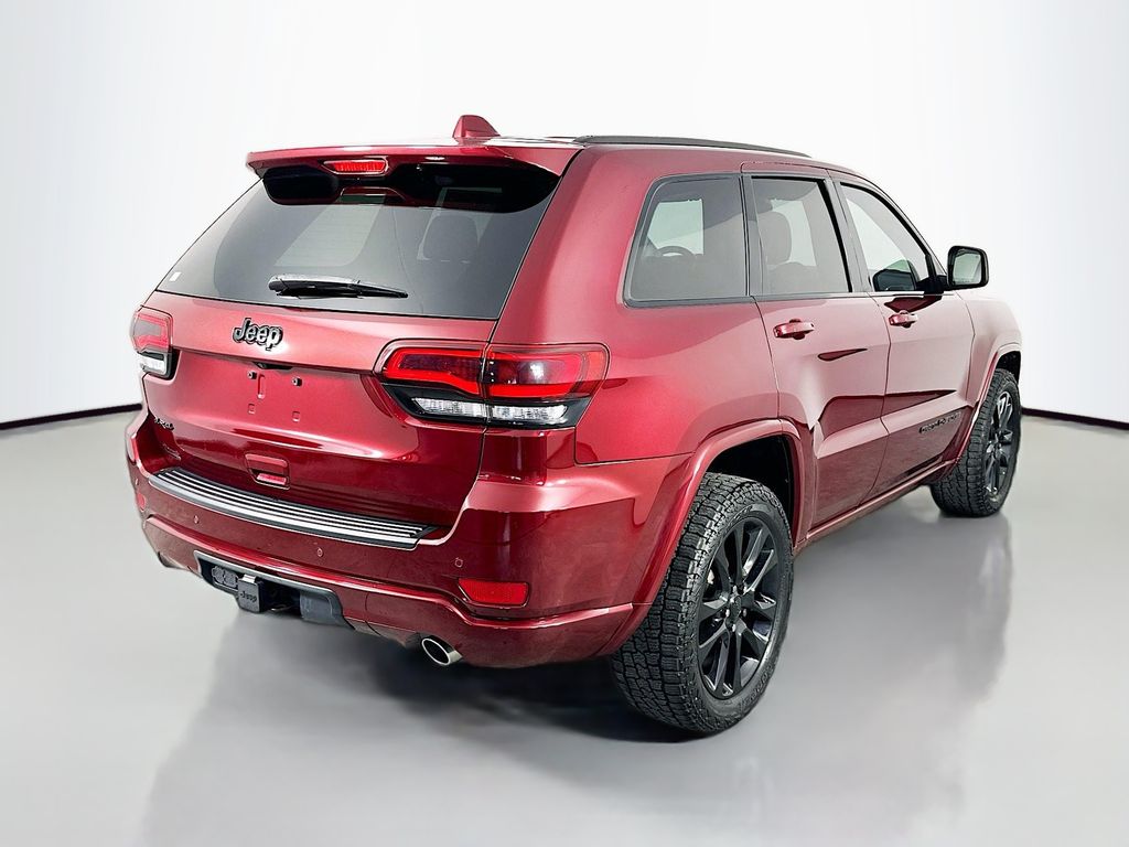 JeepGrand Cherokee7