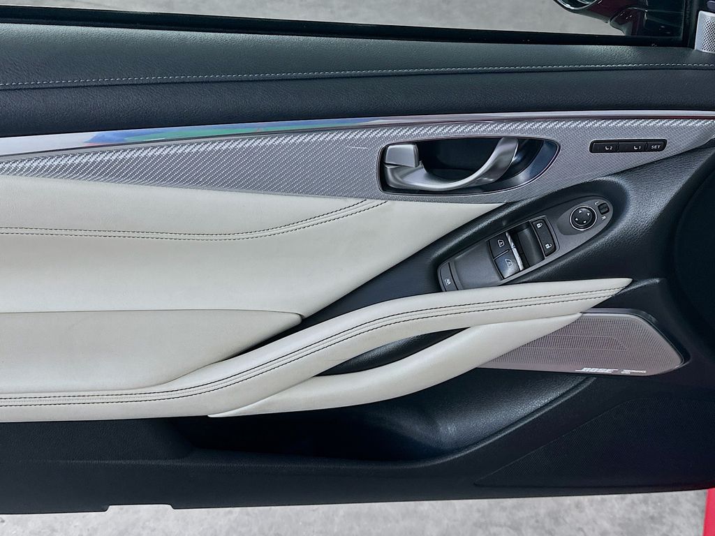 INFINITIQ6024