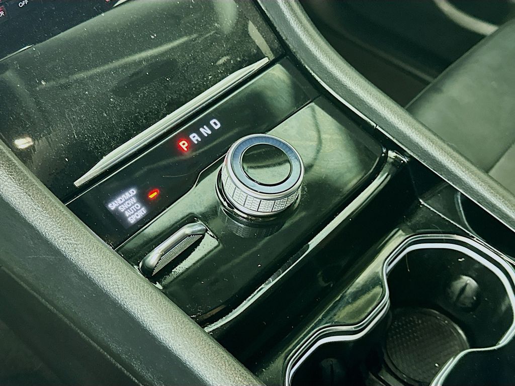 JeepGrand Cherokee L16