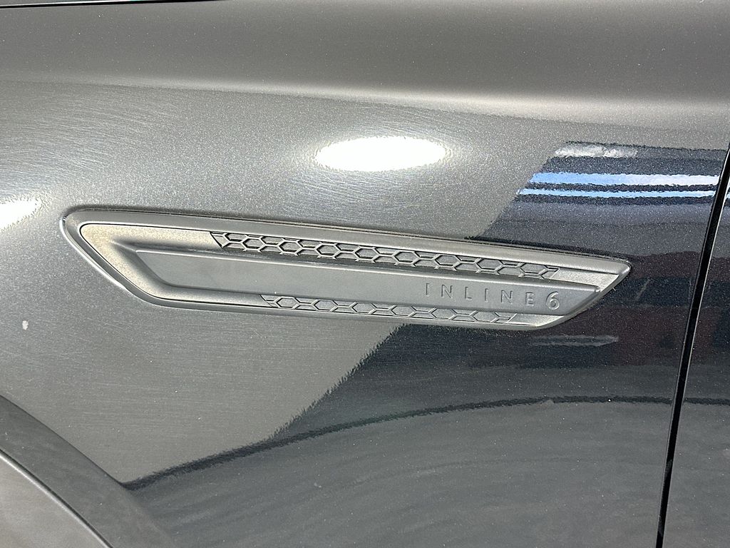 MazdaCX-9029