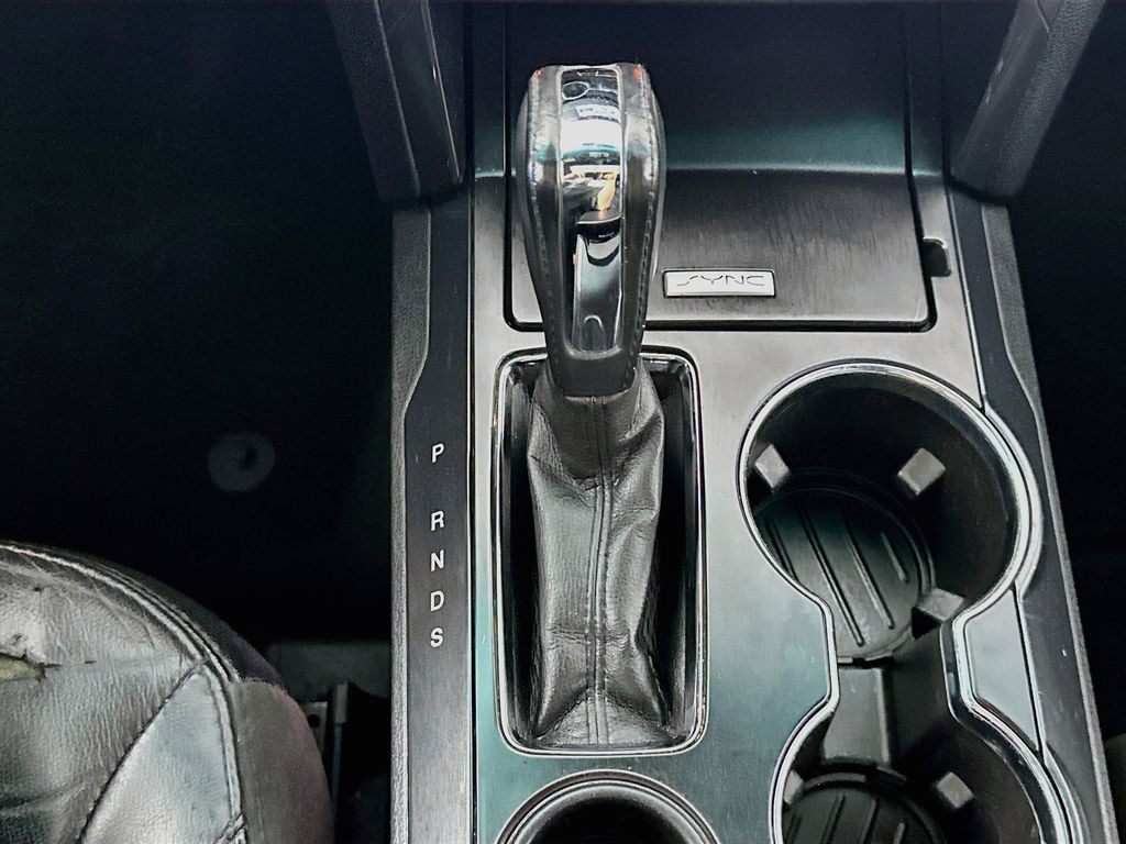 FordExplorer16