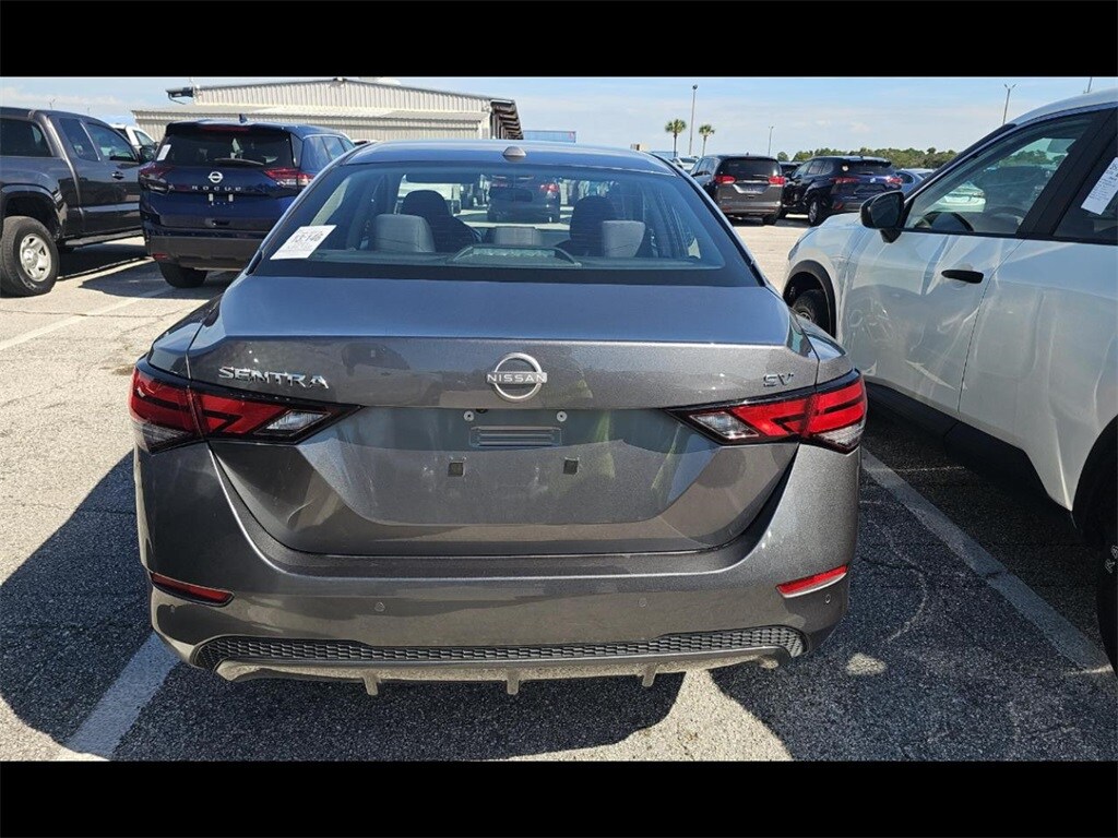 2024 Nissan Sentra SV photo 4
