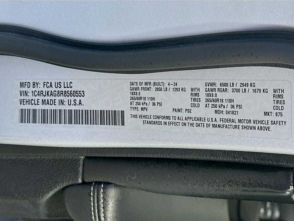 JeepGrand Cherokee L36