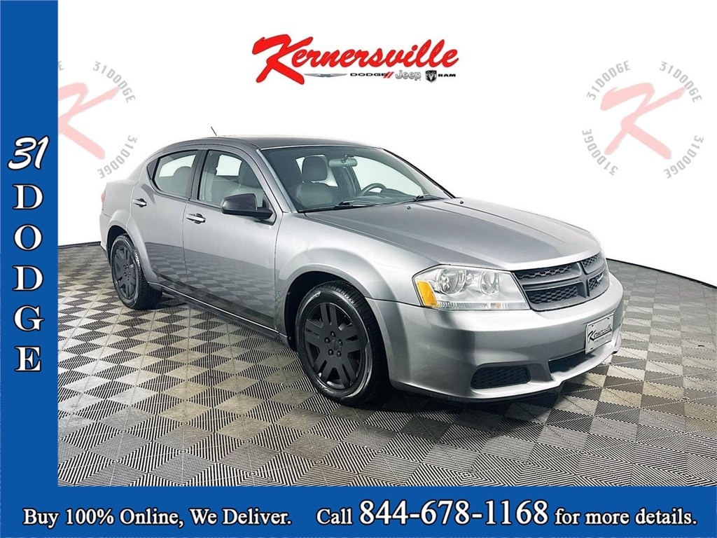 2013 Dodge Avenger SE's photo