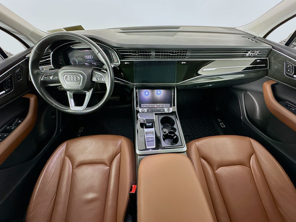 AudiQ710