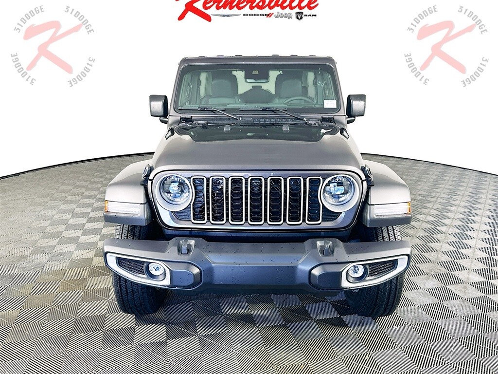 2025 Jeep Wrangler Unlimited Sahara photo 2