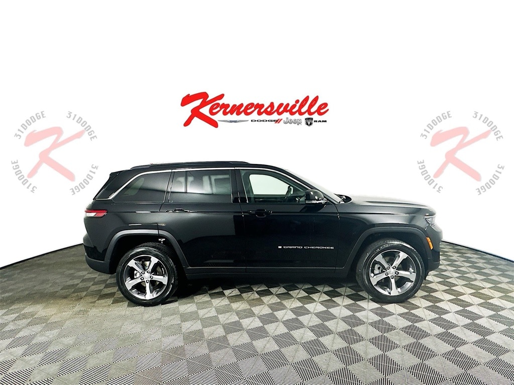 JeepGrand Cherokee8