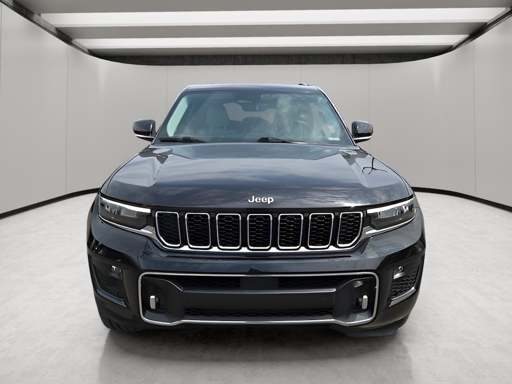Used 2022 Jeep Grand Cherokee Overland 4x4 SUV
