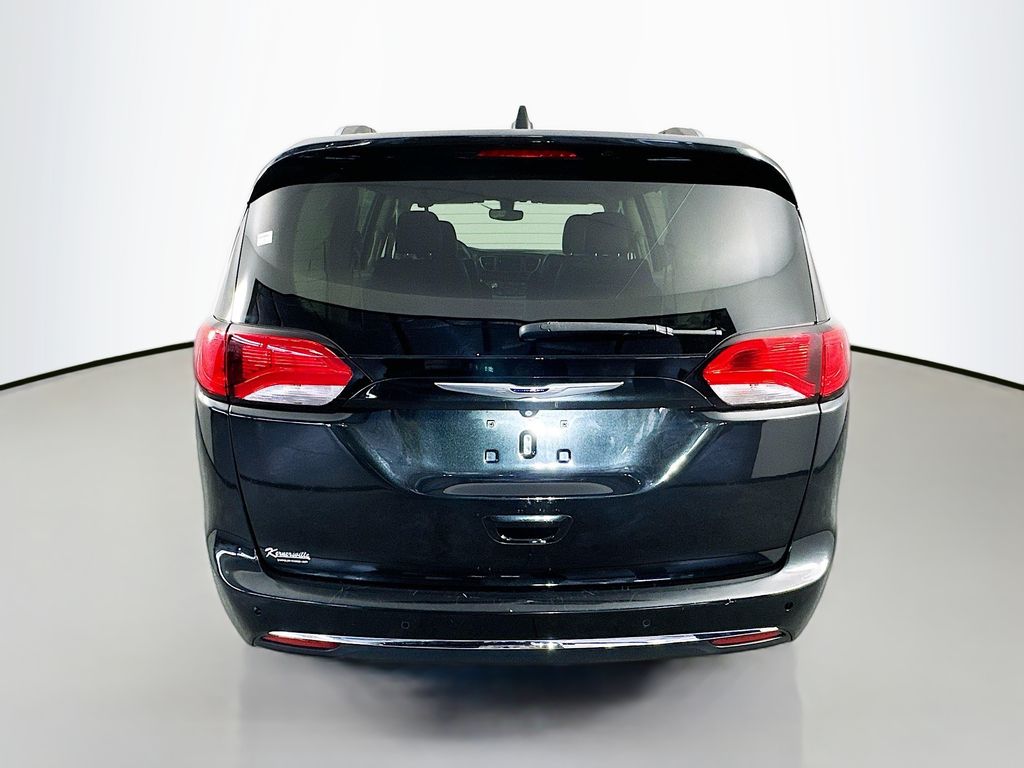 ChryslerPacifica6