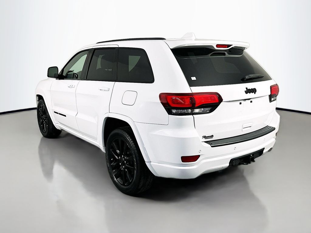 JeepGrand Cherokee5