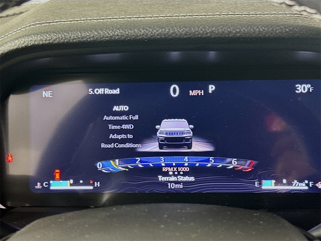 JeepGrand Cherokee L11