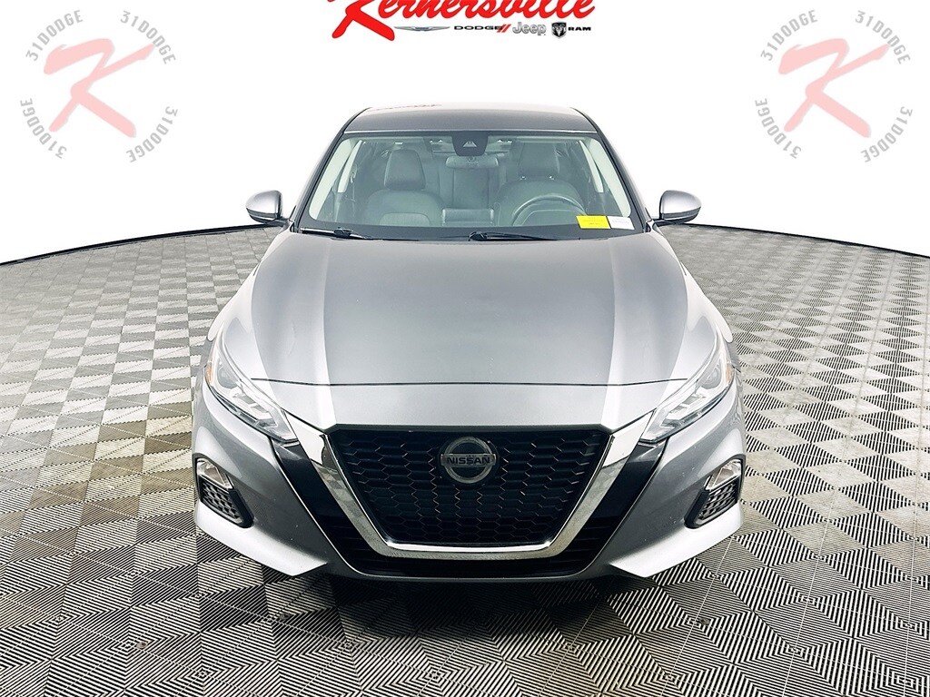 2022 Nissan Altima 2.5 SV photo 2