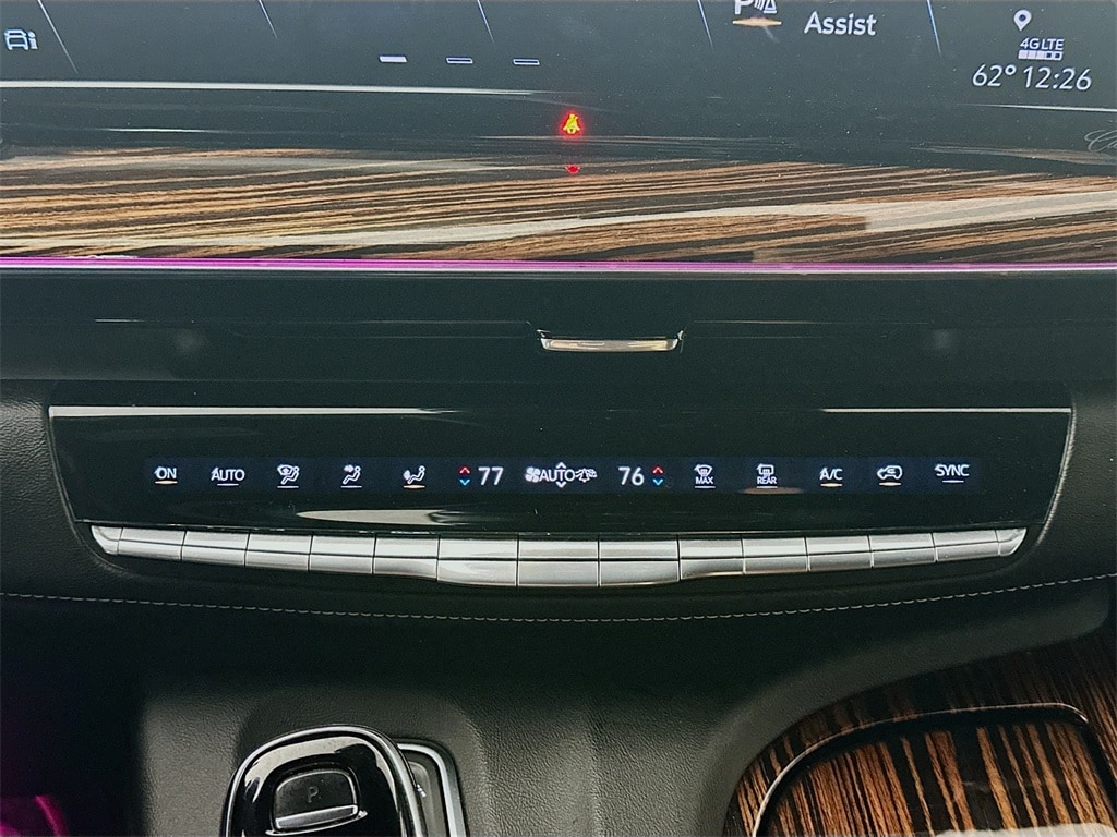 CadillacEscalade ESV18