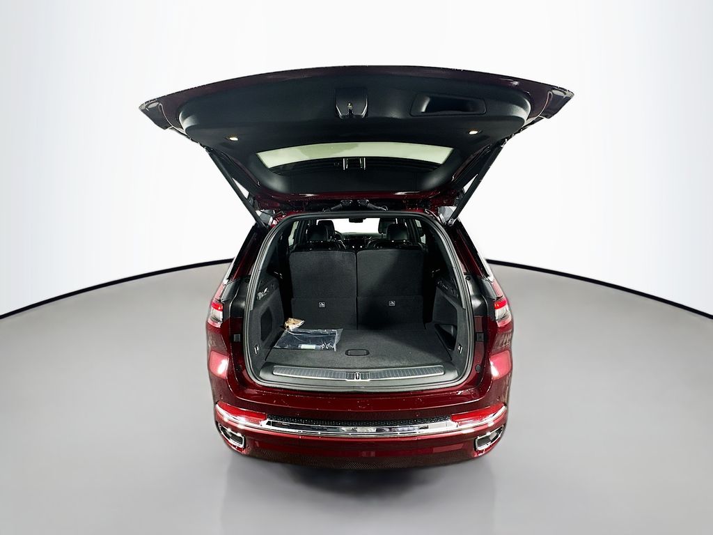 JeepGrand Cherokee L16