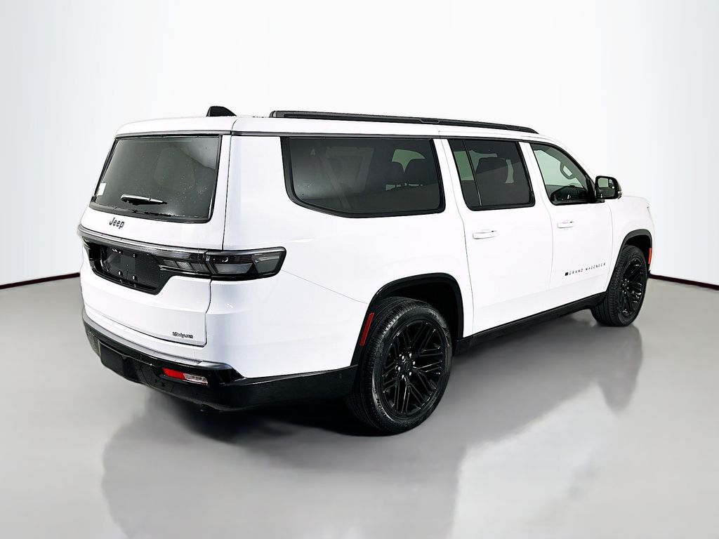 JeepGrand Wagoneer L7