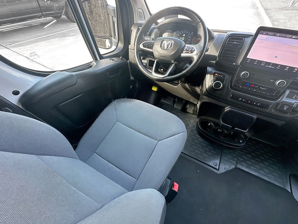 RamPromaster 3500 EV9