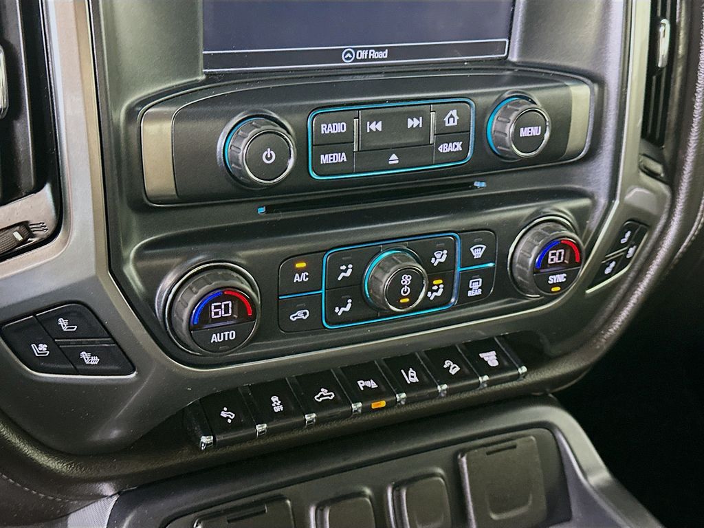 ChevroletSilverado 2500HD18