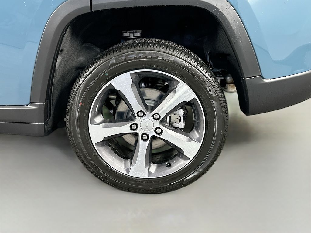 JeepGrand Cherokee17