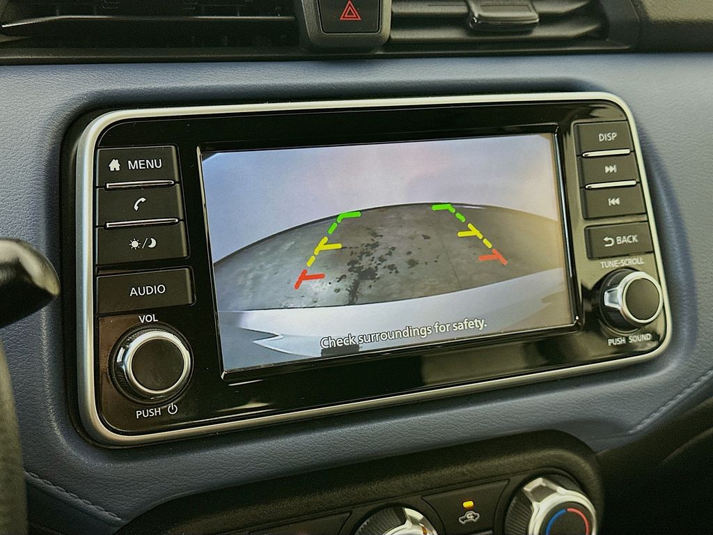 NissanVersa20