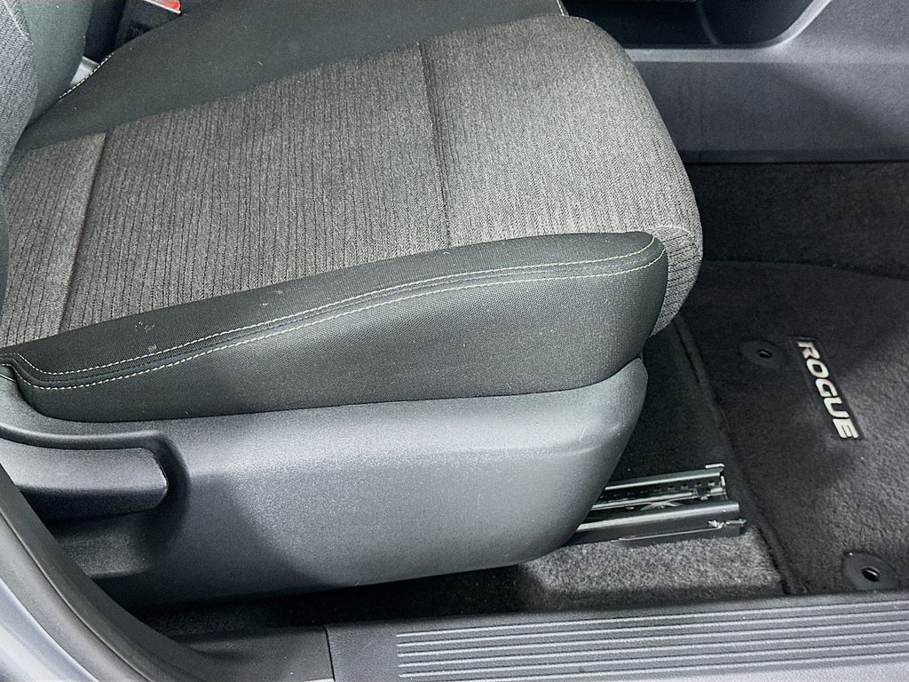 NissanRogue23