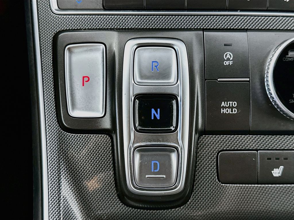 HyundaiSanta Fe16
