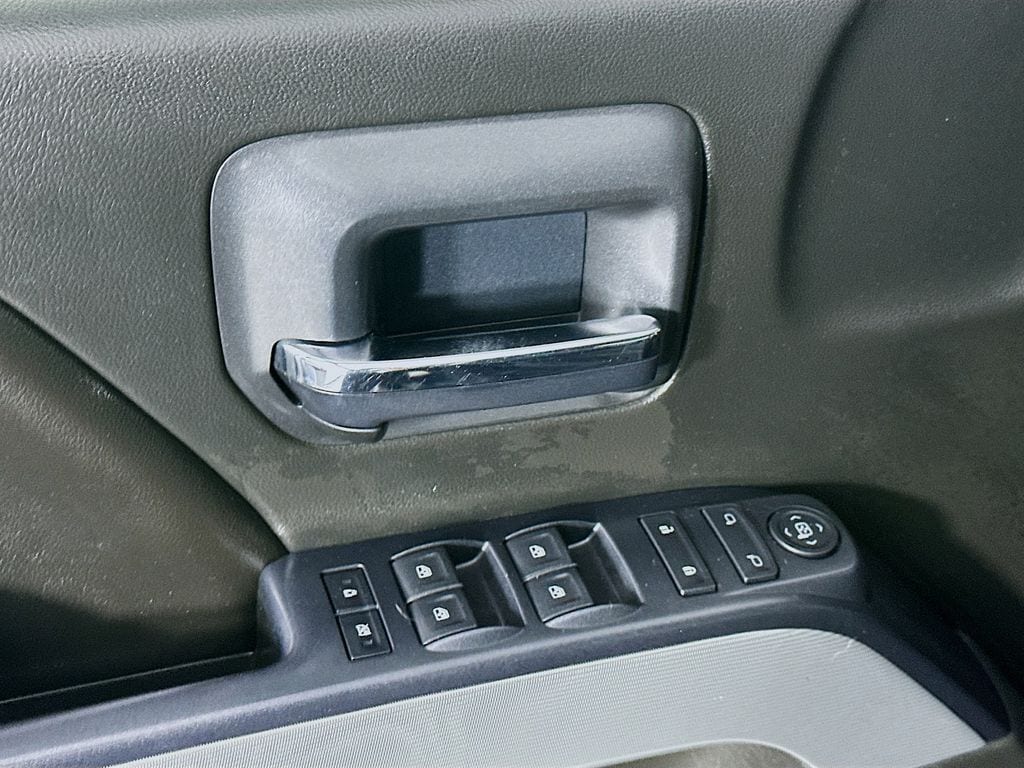 ChevroletSilverado 150024