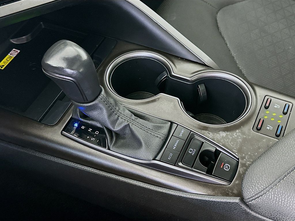 ToyotaCamry16