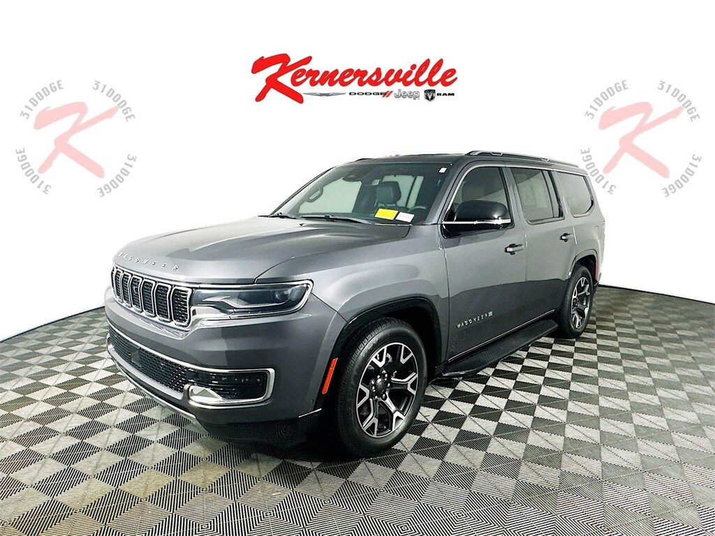 2023 Jeep Wagoneer Series III photo 3