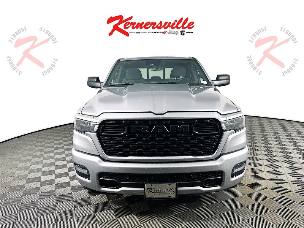 2025 Ram 1500 Tradesman photo 2
