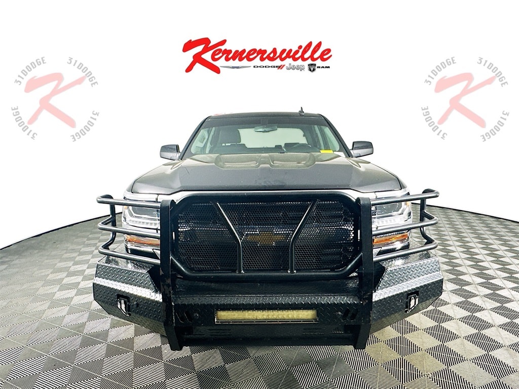 Used 2018 Chevrolet Silverado 1500 LT with VIN 3GCUKREC1JG131020 for sale in Kernersville, NC