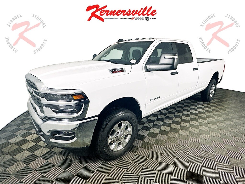 2025 Ram 2500 Big Horn photo 3