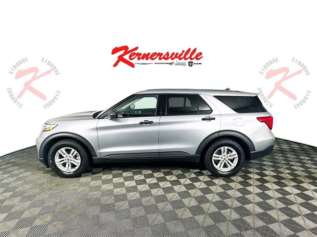 2022 Ford Explorer Base photo 4