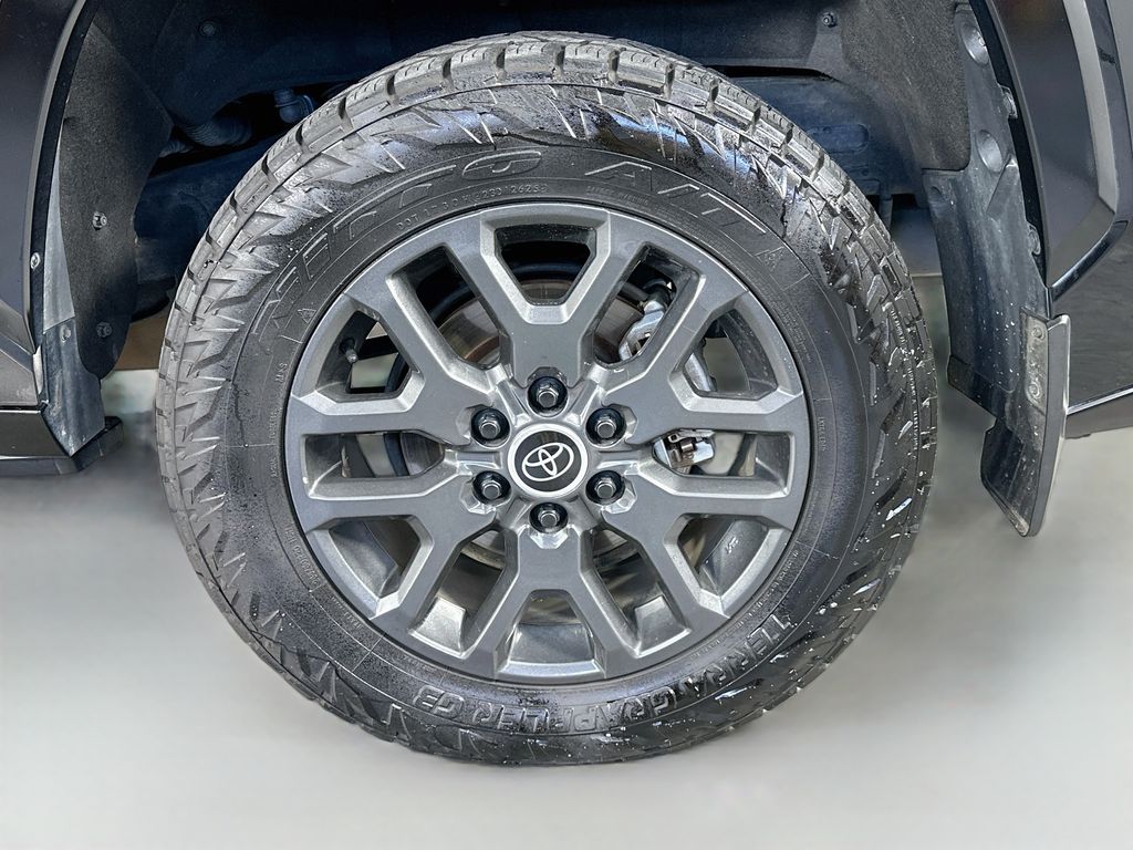 ToyotaSequoia35