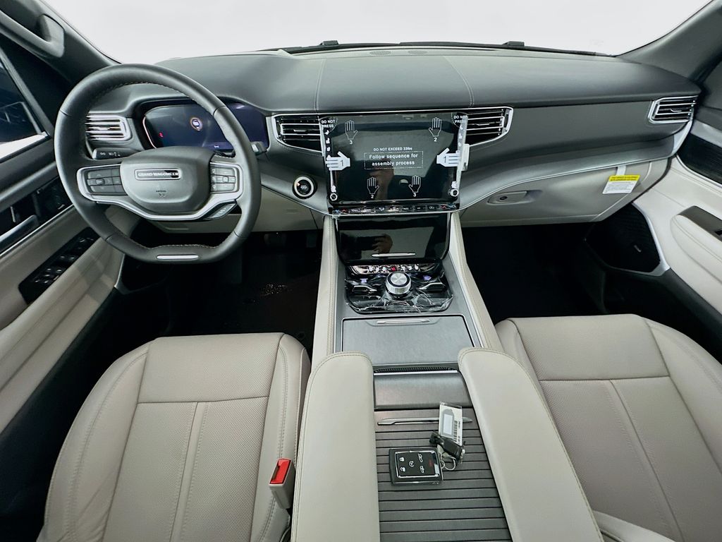 JeepGrand Wagoneer L9