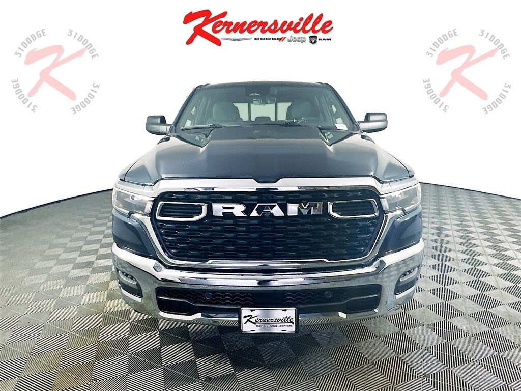 2025 Ram 1500 Tradesman photo 2