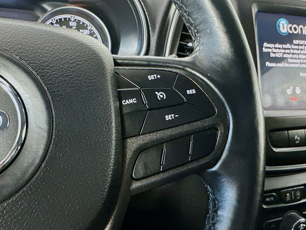 JeepCherokee26