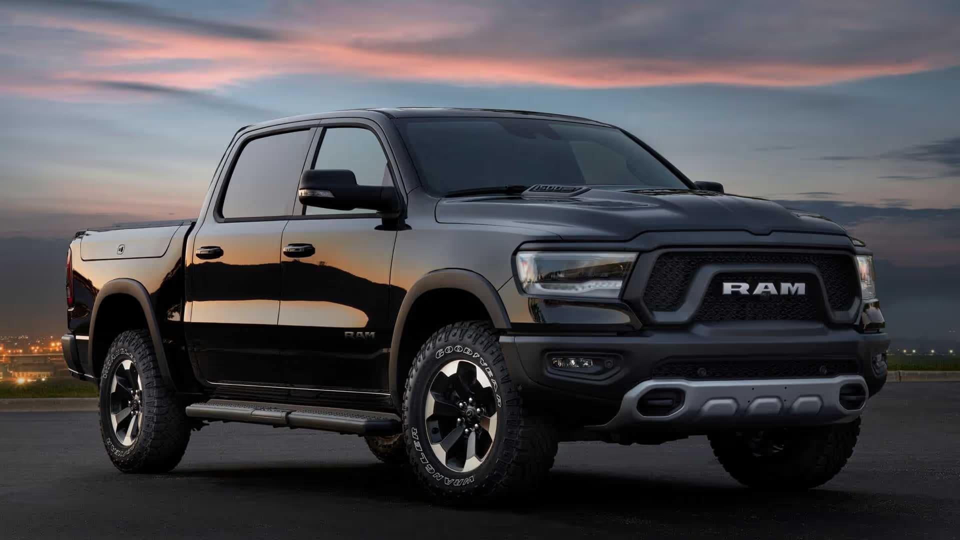 2022 ram 1500 rebel gt front three quarters