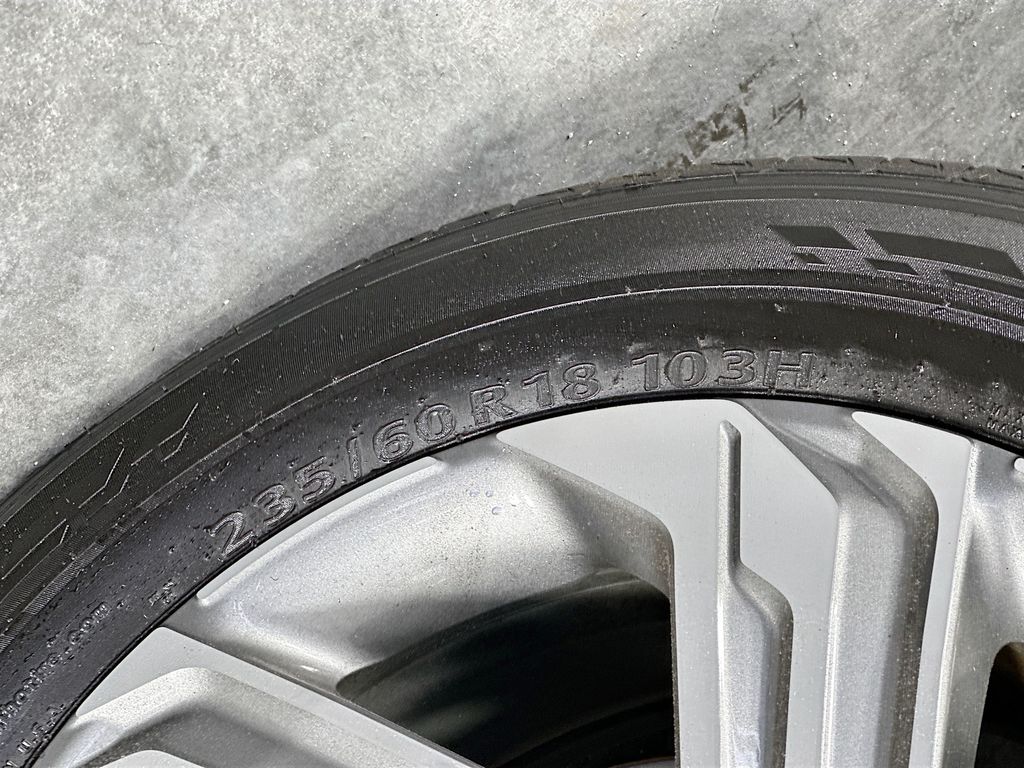 HyundaiSanta Fe32