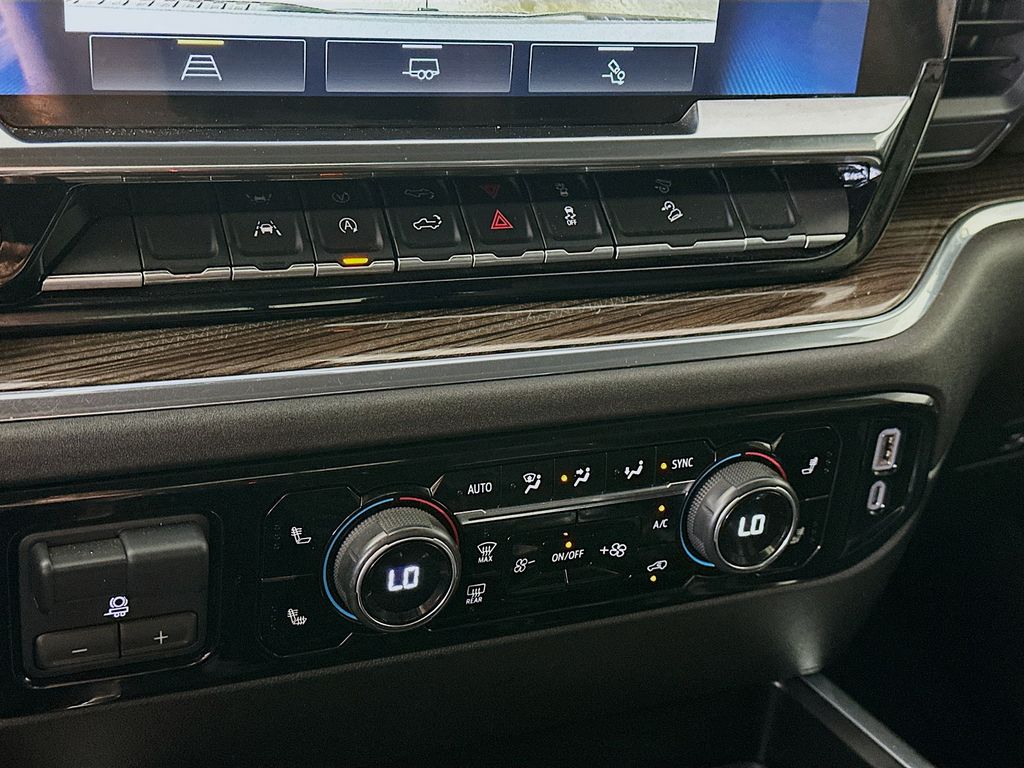 ChevroletSilverado 150018