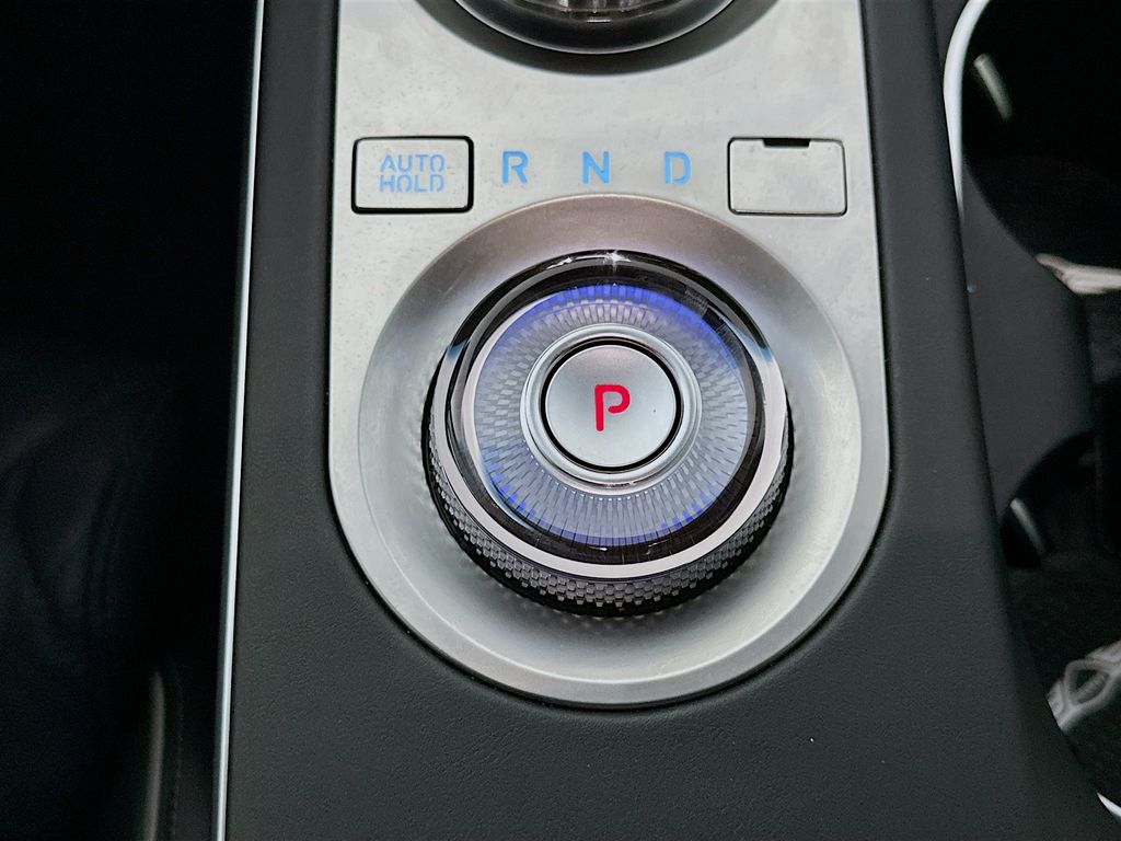GenesisGV7016