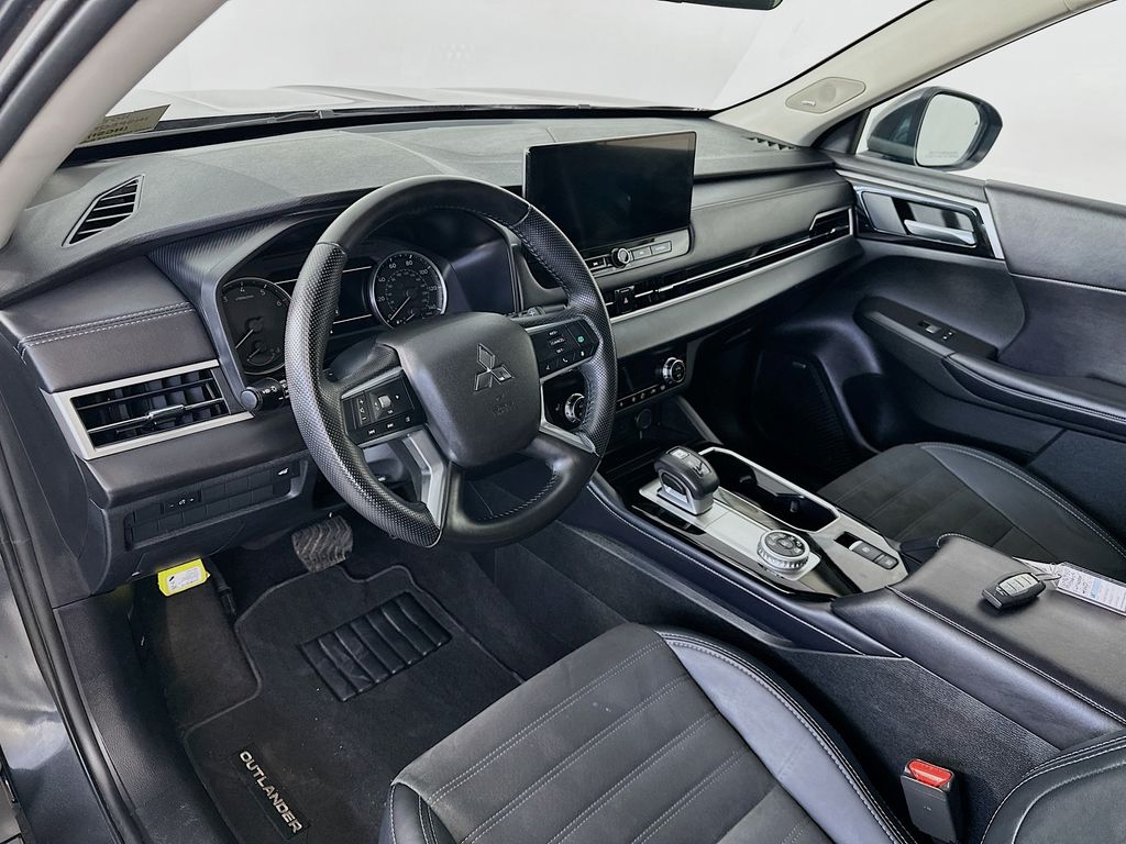 MitsubishiOutlander29