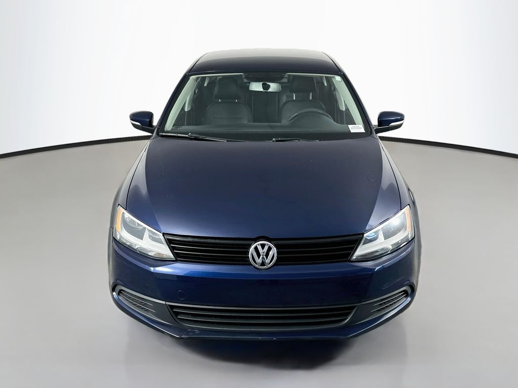 Used 2012 Volkswagen Jetta 2.5L SE Sedan