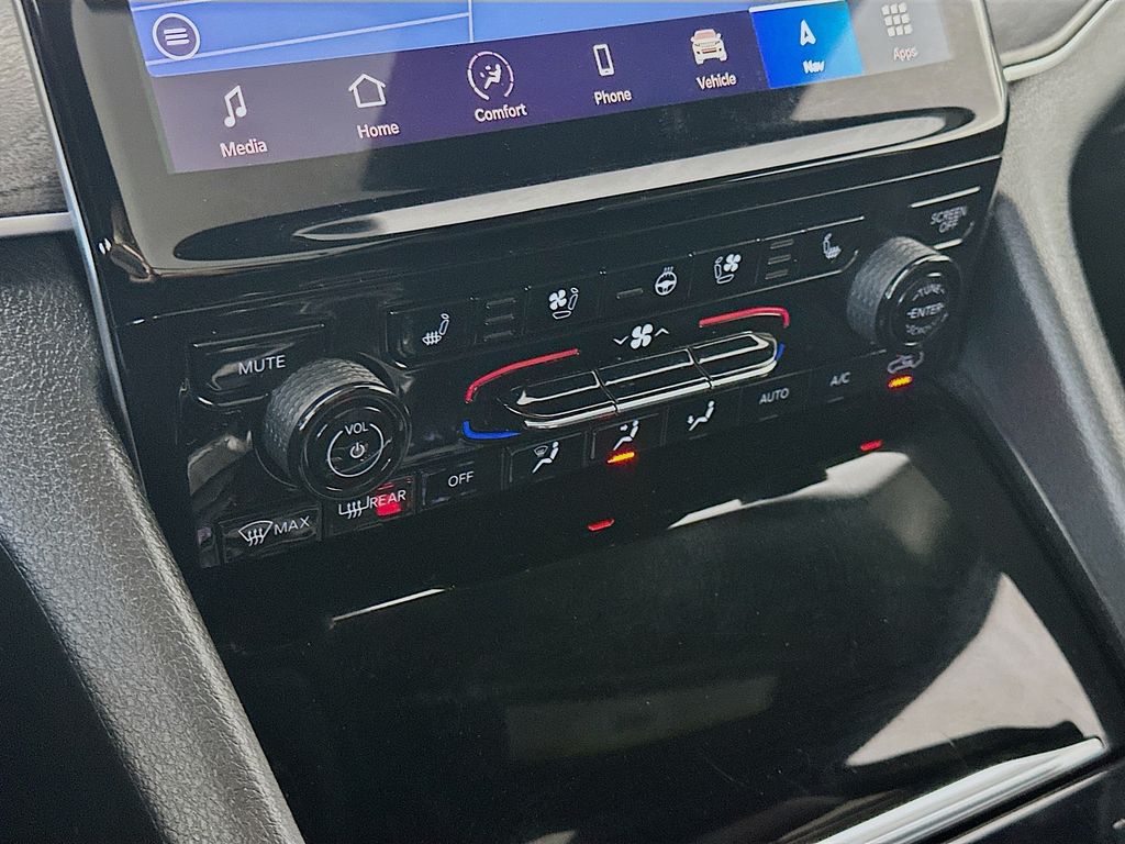 JeepGrand Cherokee L18