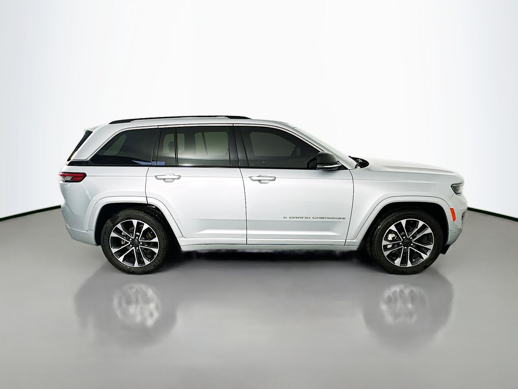 JeepGrand Cherokee8