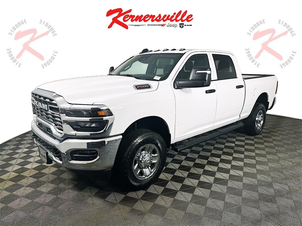 2025 Ram 2500 Tradesman photo 3