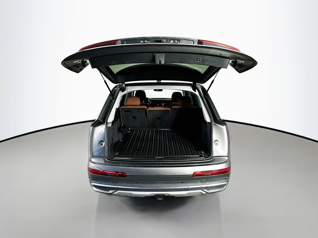 AudiQ728