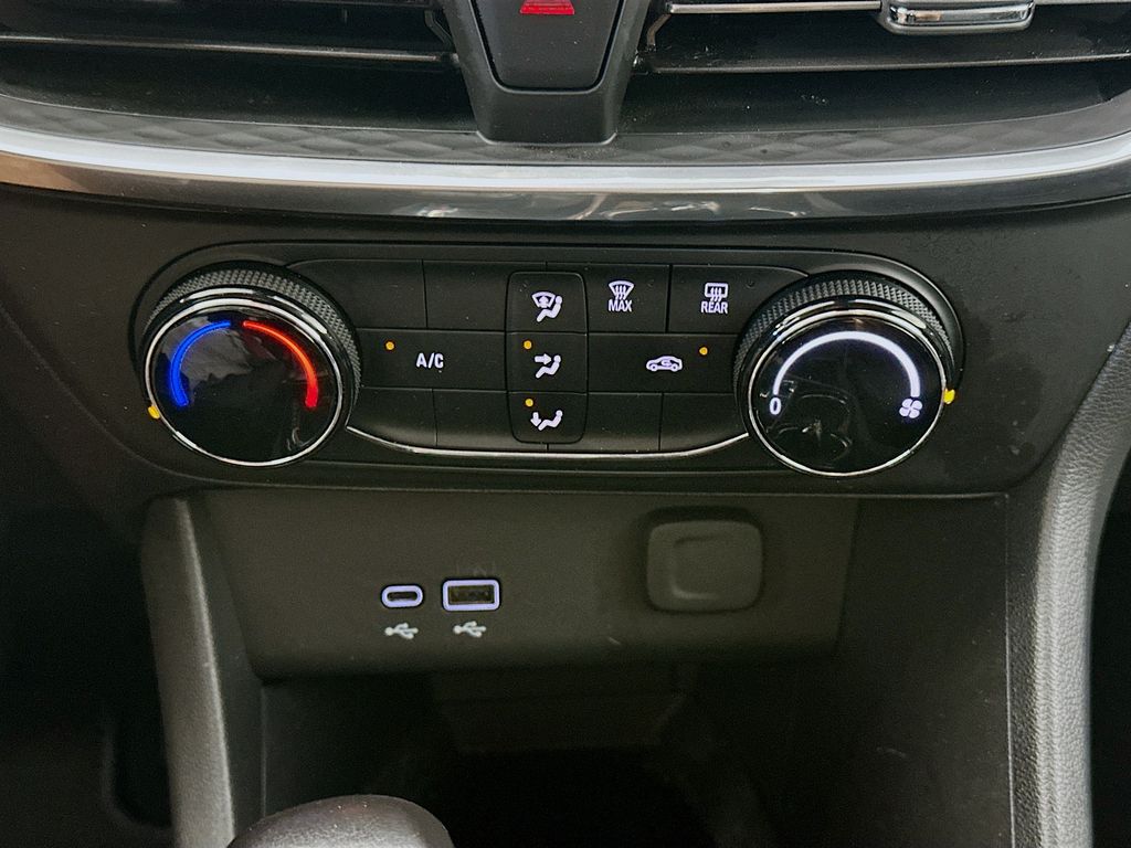 BuickEncore GX18