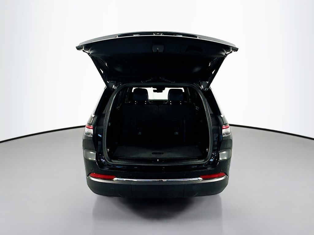 JeepGrand Cherokee L29